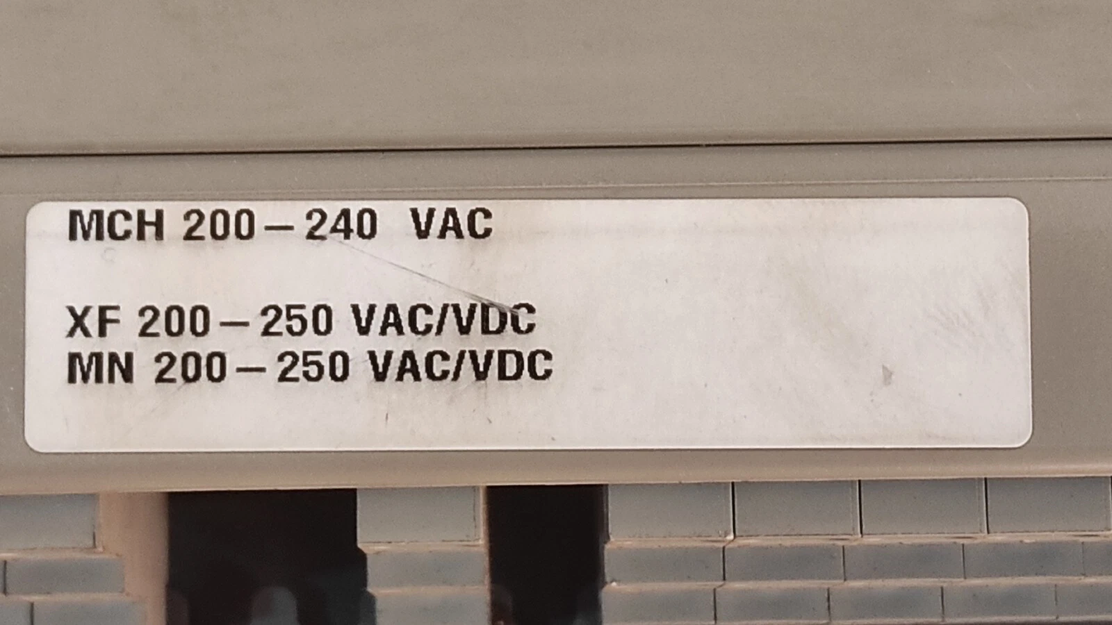 admin/uploads/uploads/schneider merlin gerin nt16 h1 circuit micrologic_8.webp